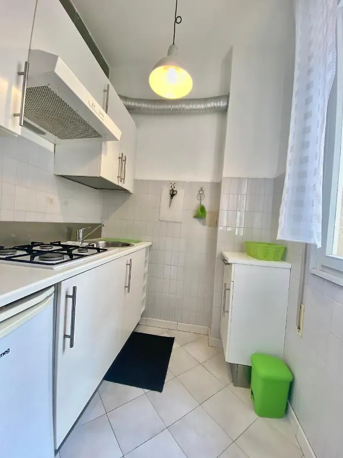 Apartment Lcc - Centralissimo - 100 Mt Da Piazza Mazzini - 50 Mt Dal Mare - Immobil Relax Lido di Jesolo