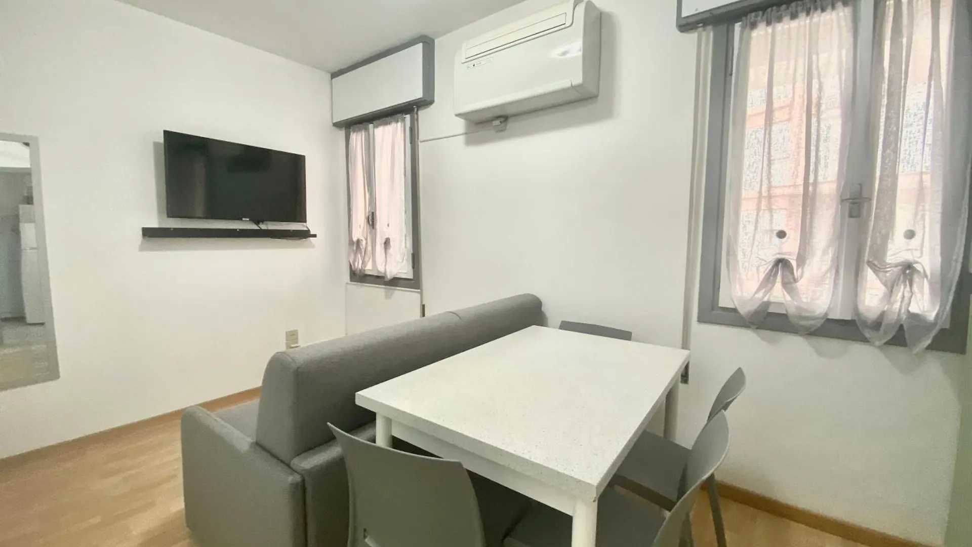 Lcc - Centralissimo - 100 Mt Da Piazza Mazzini - 50 Mt Dal Mare - Immobil Relax Lido di Jesolo